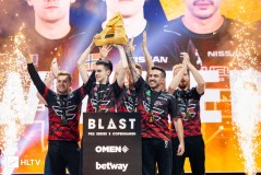 电子竞技巅峰对决：RNGM战队暖阳乔兮逆风翻盘，燃情赛场上演绝地反击